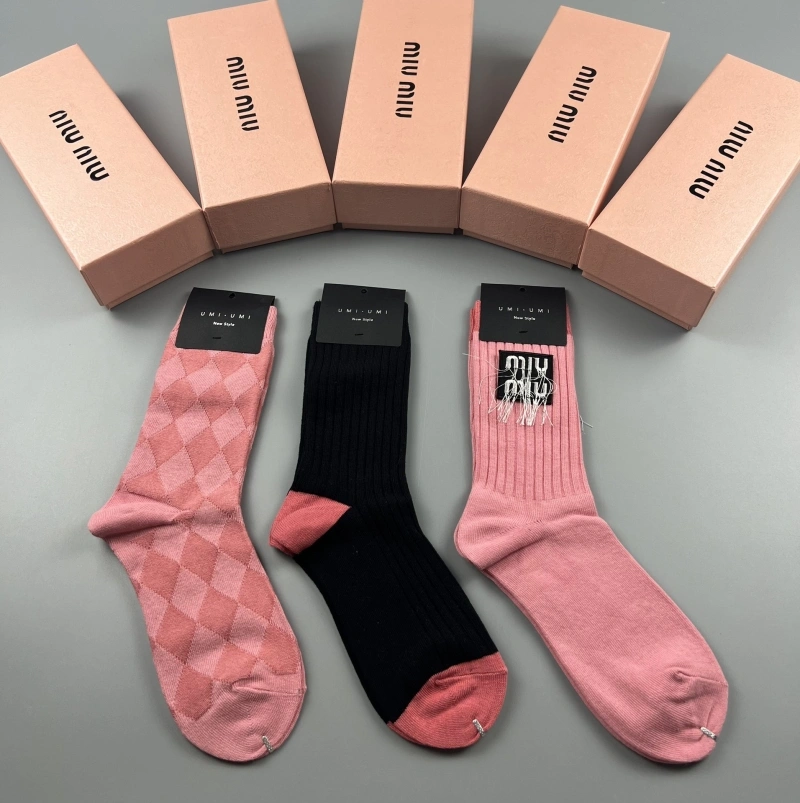 Miu Miu Socks Reliable 274435