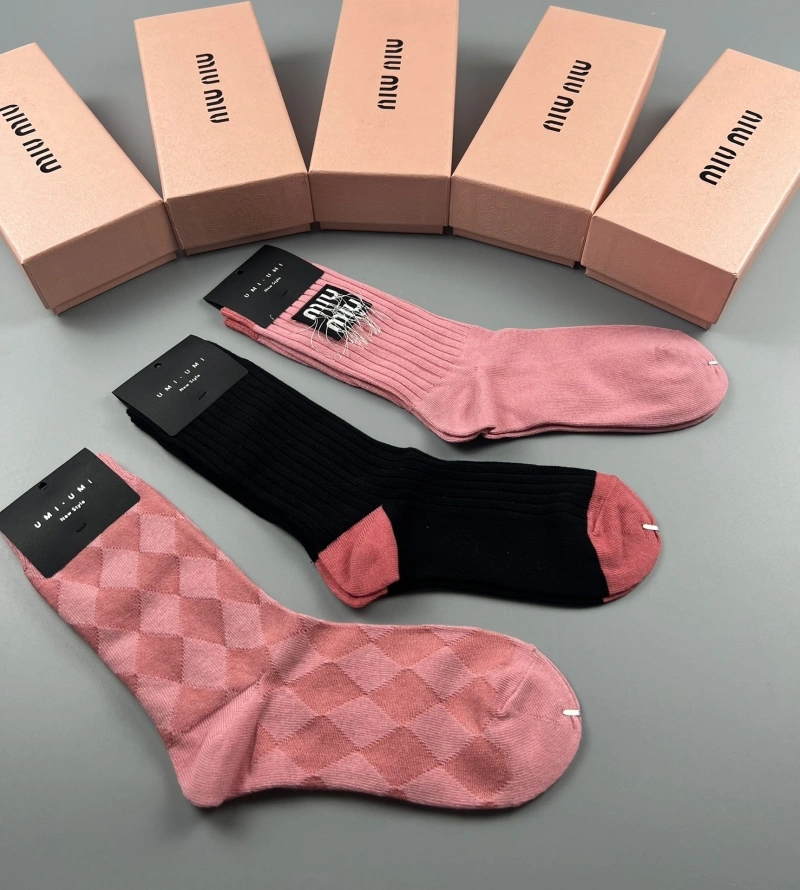 Miu Miu Socks Reliable 274435