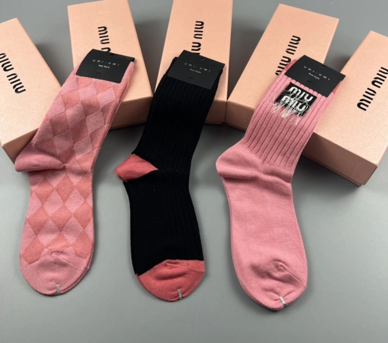 Miu Miu Socks Reliable 274435