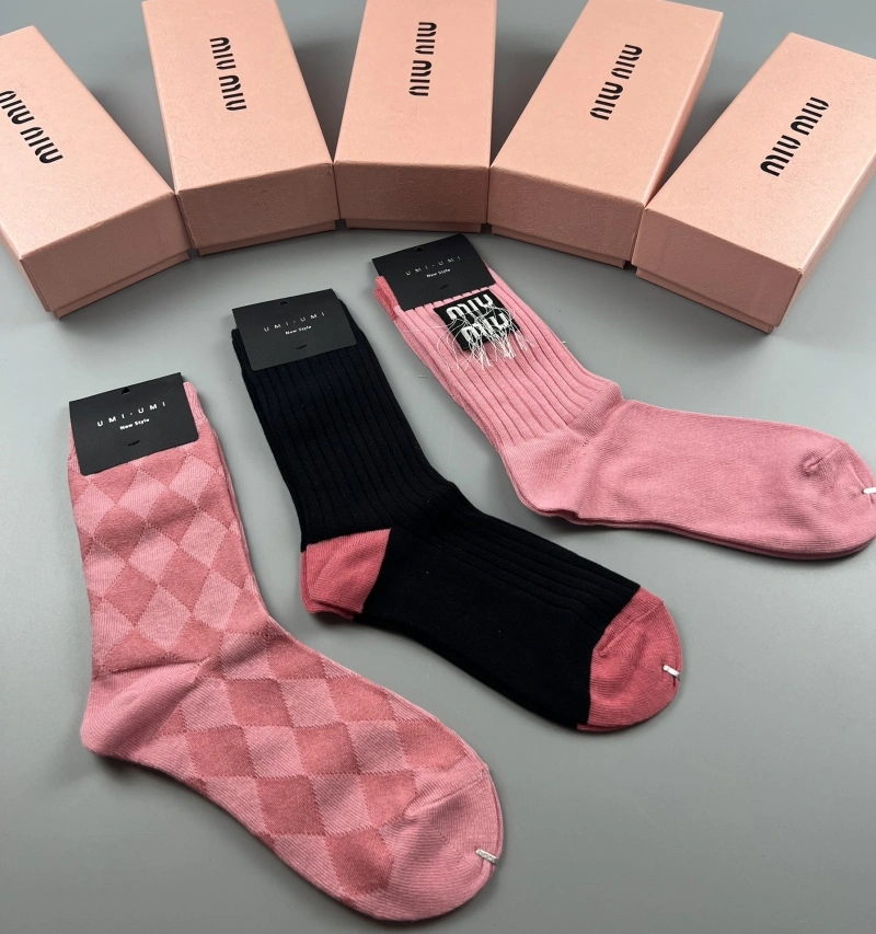 Miu Miu Socks Reliable 274435