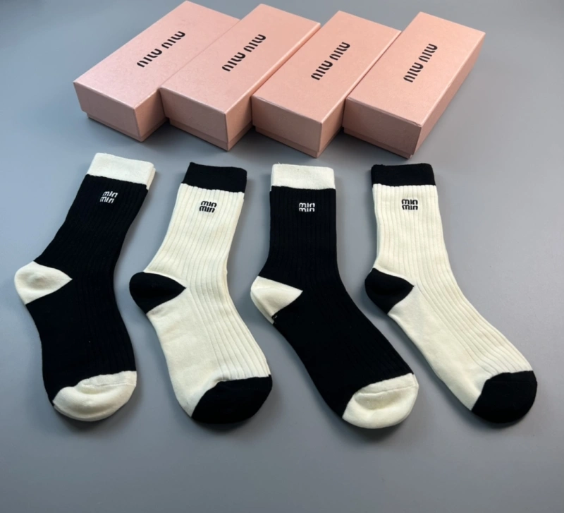 Casual Miu Miu Socks 274416