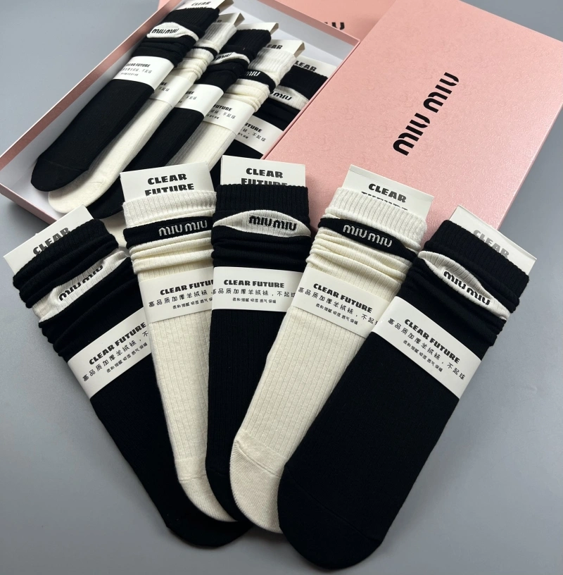 Durable Miu Miu Socks 274412