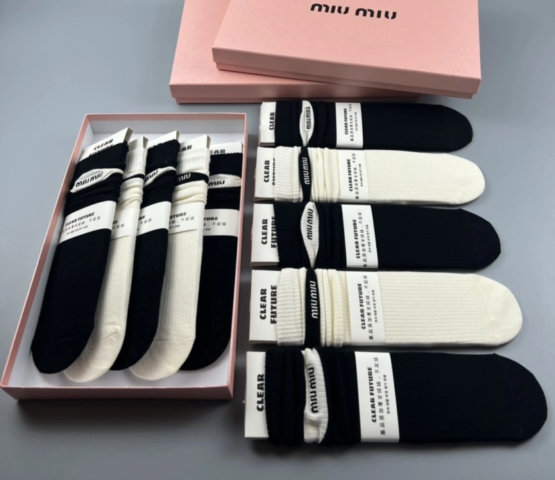 Durable Miu Miu Socks 274412