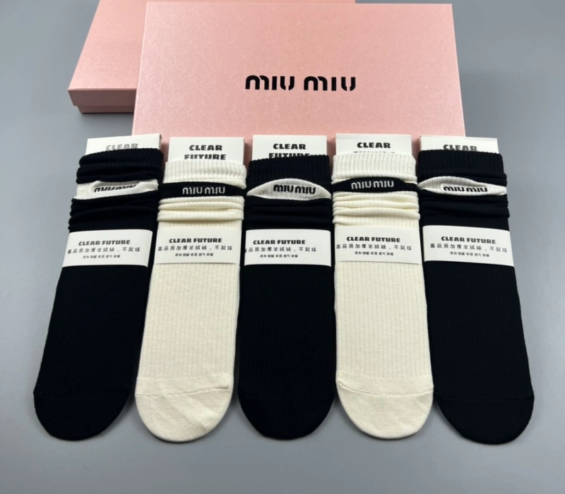 Durable Miu Miu Socks 274412