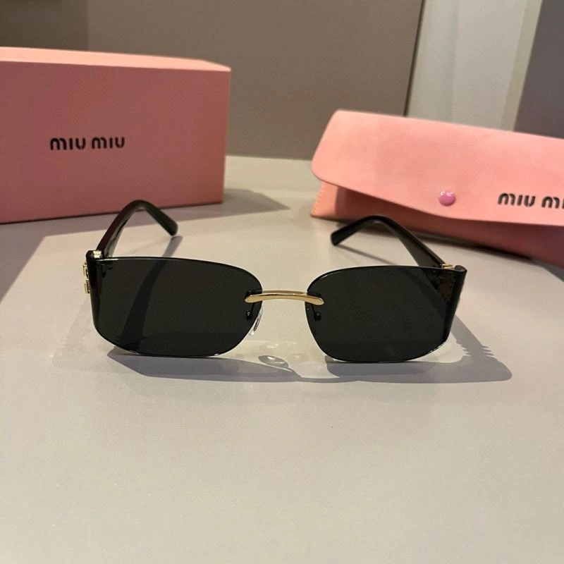 UrbanStyle Miu Miu Sunglasses 281493