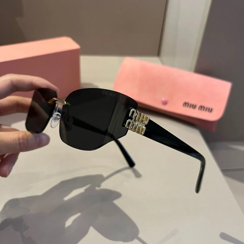 UrbanStyle Miu Miu Sunglasses 281493