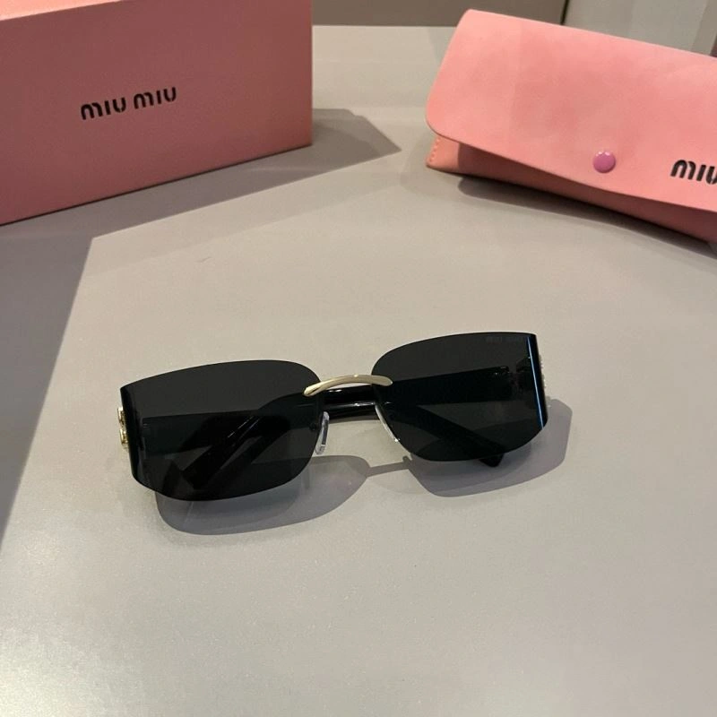 UrbanStyle Miu Miu Sunglasses 281493