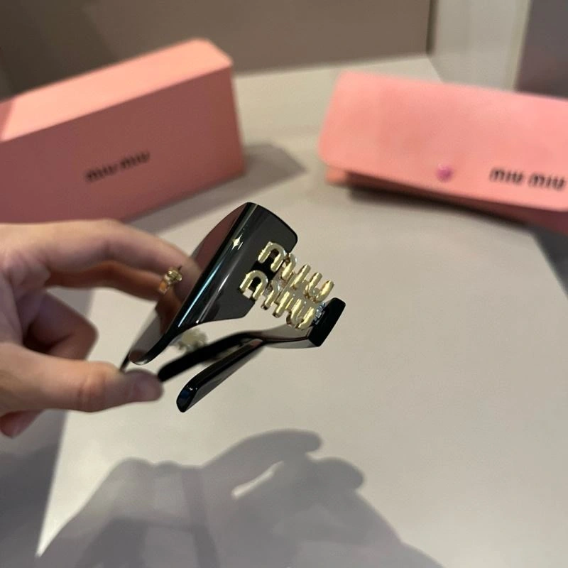 UrbanStyle Miu Miu Sunglasses 281493