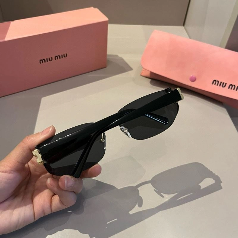 UrbanStyle Miu Miu Sunglasses 281493