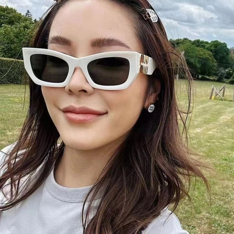 MoistureWicking Miu Miu Sunglasses 281486