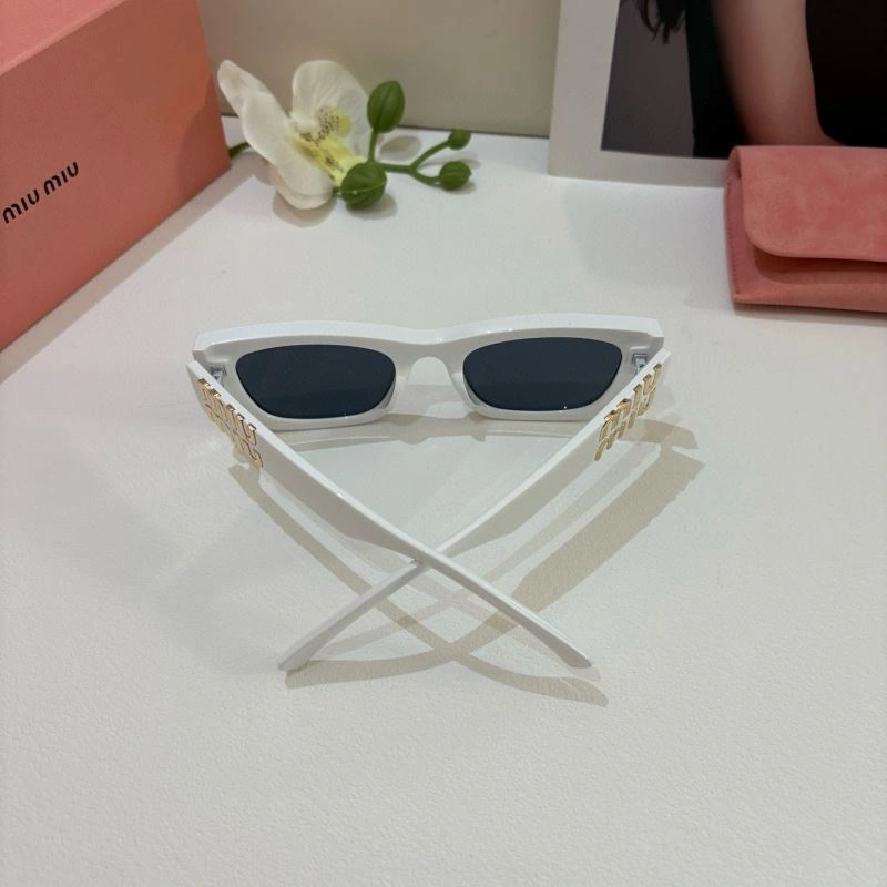 MoistureWicking Miu Miu Sunglasses 281486