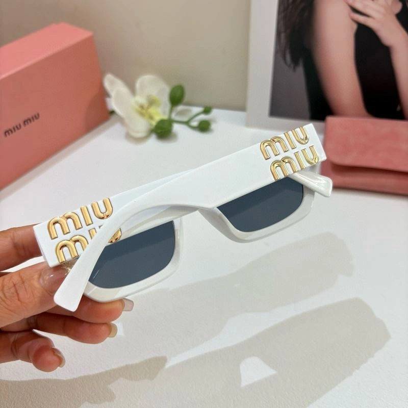 MoistureWicking Miu Miu Sunglasses 281486
