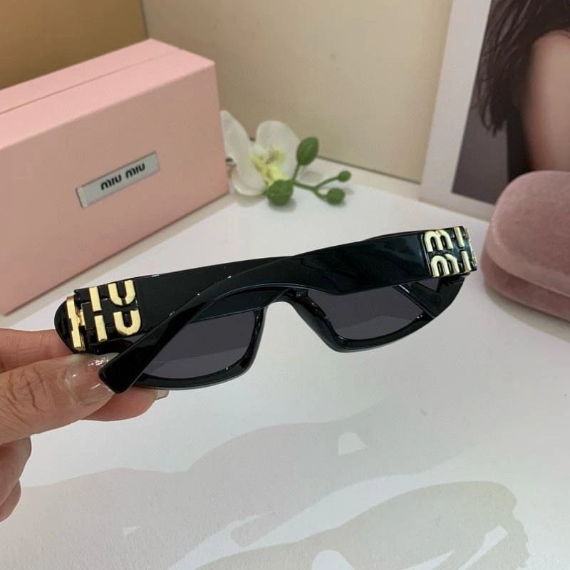 GoodFit Miu Miu Sunglasses 281485