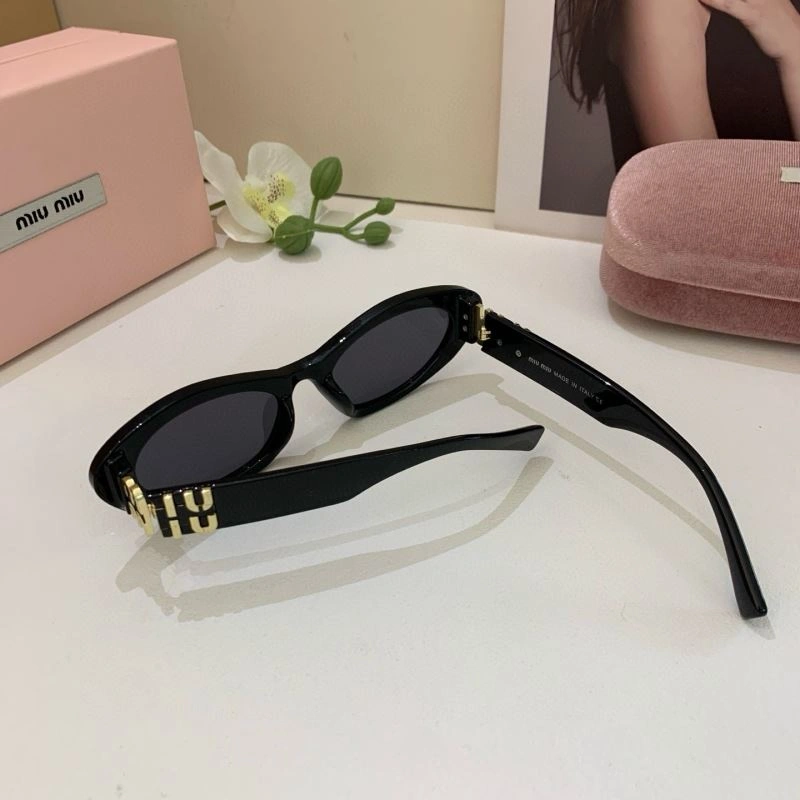 GoodFit Miu Miu Sunglasses 281485