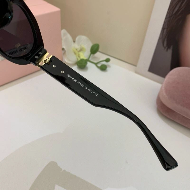 GoodFit Miu Miu Sunglasses 281485