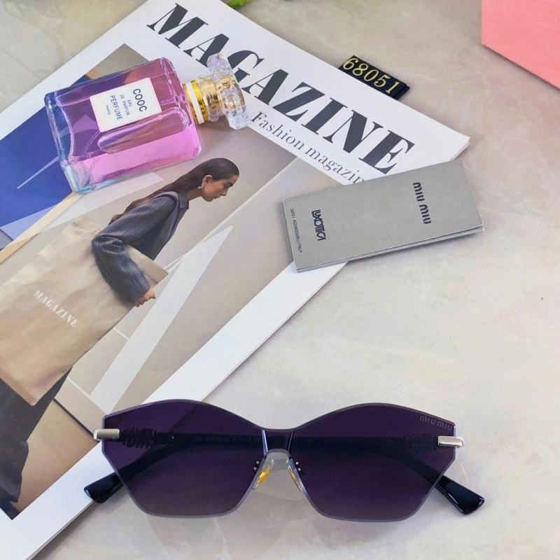 Bright Miu Miu Sunglasses 281497