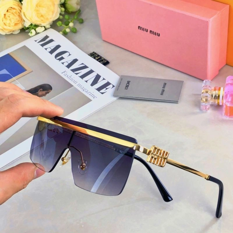 Miu Miu Sunglasses ModernLook 281498