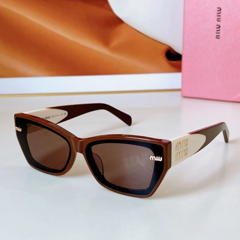 Supportive Miu Miu Sunglasses 281505