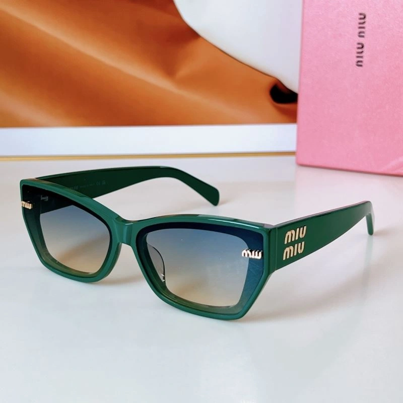 Supportive Miu Miu Sunglasses 281505