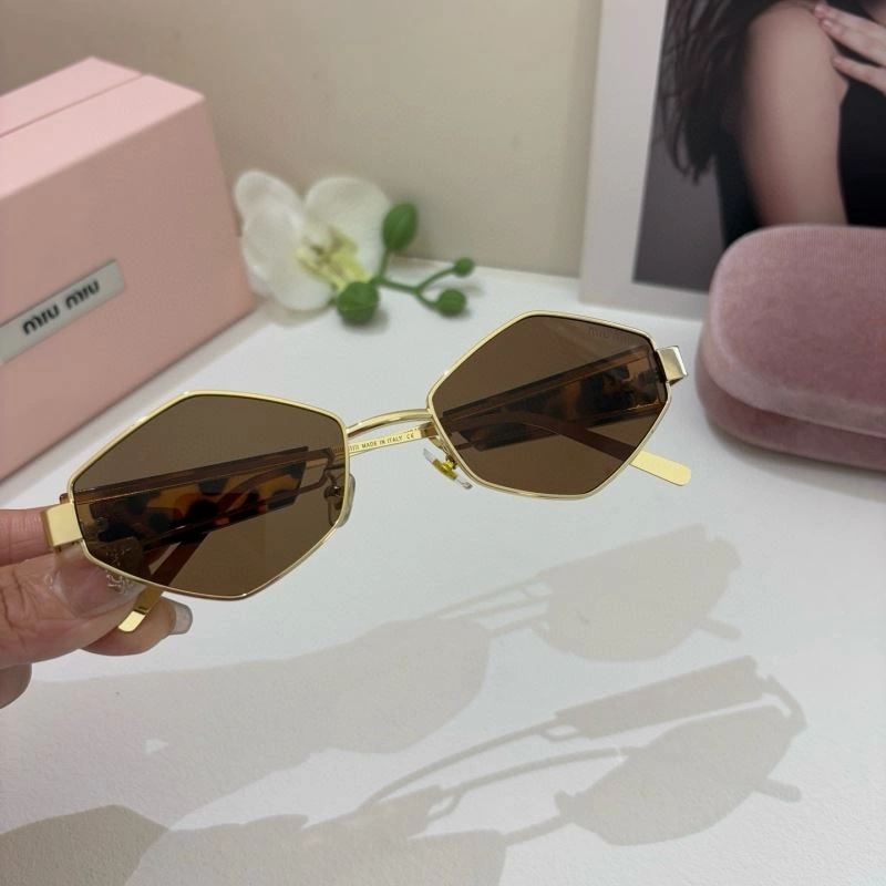 Miu Miu Sunglasses Colorful 281476