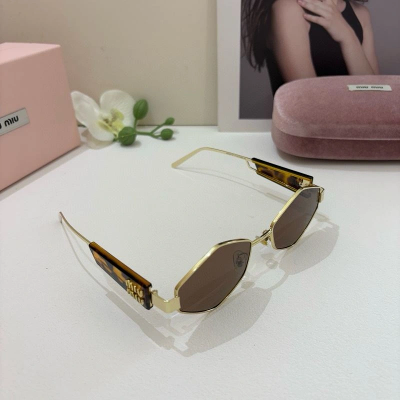 Miu Miu Sunglasses Colorful 281476