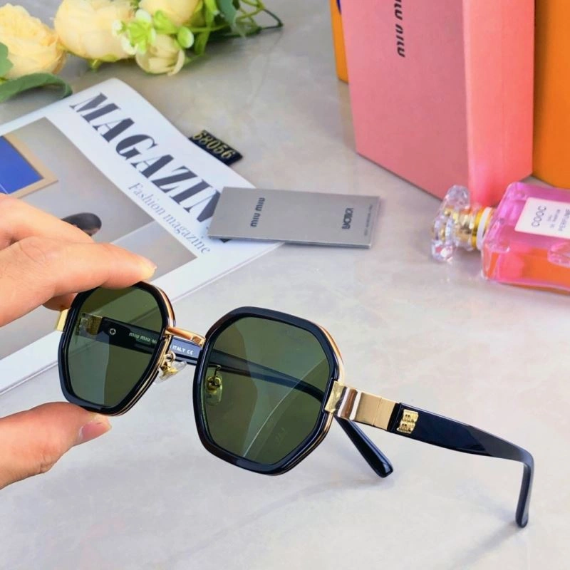 GoAnywhere Miu Miu Sunglasses 281501