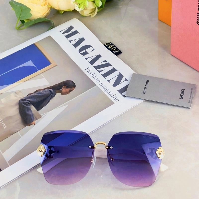 Miu Miu Sunglasses Functional 281479