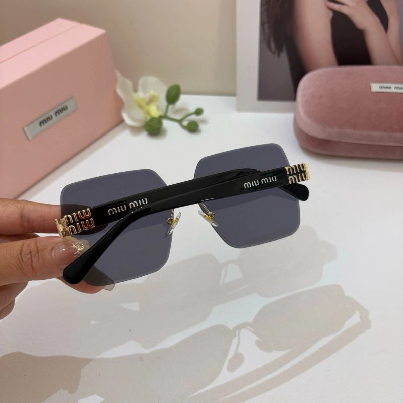 TravelReady Miu Miu Sunglasses 281475