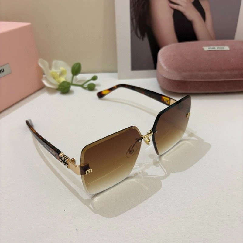 OdorResistant Miu Miu Sunglasses 281472