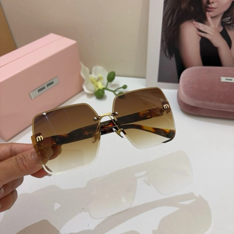 OdorResistant Miu Miu Sunglasses 281472