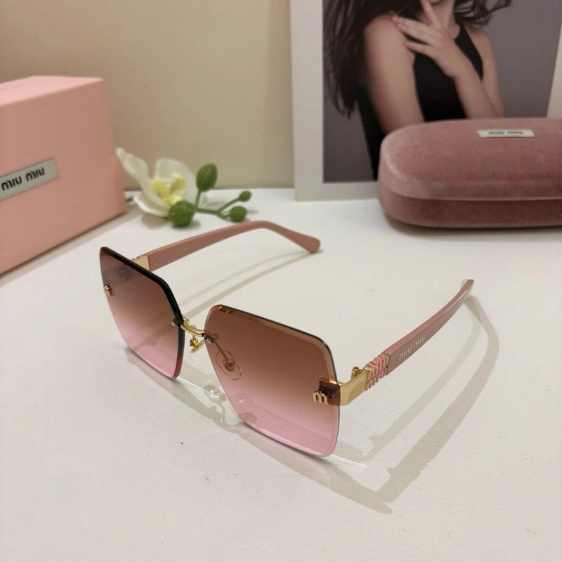 Miu Miu Sunglasses Trendy 281473