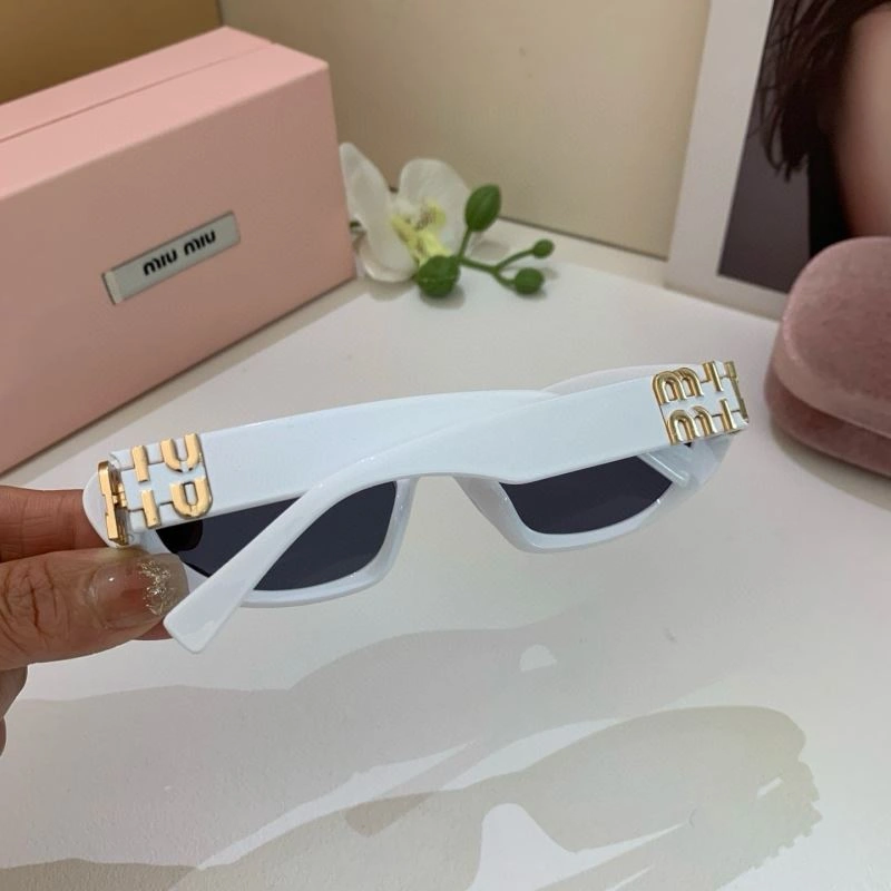 WrinkleFree Miu Miu Sunglasses 281469