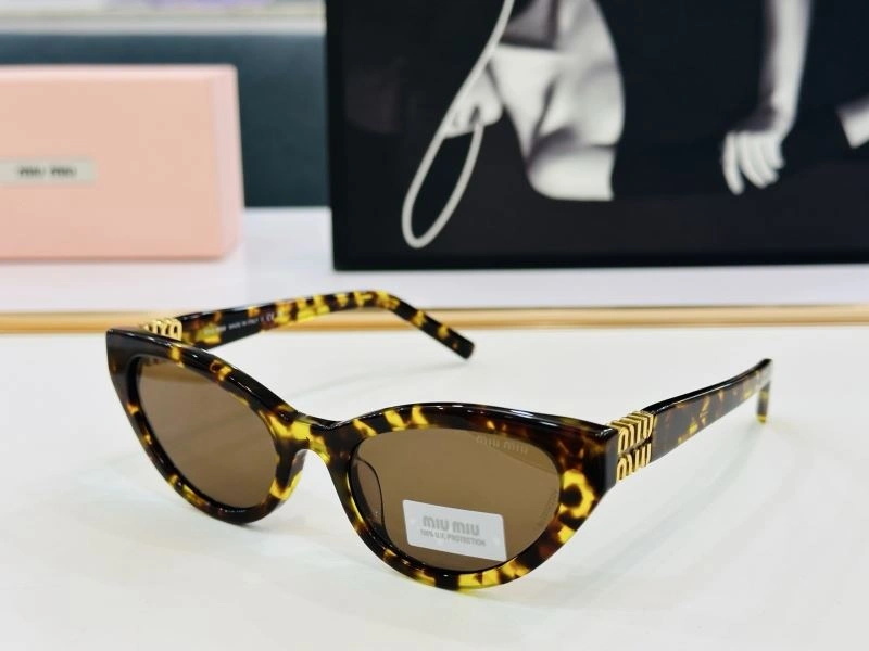 Cozy Miu Miu Sunglasses 281466