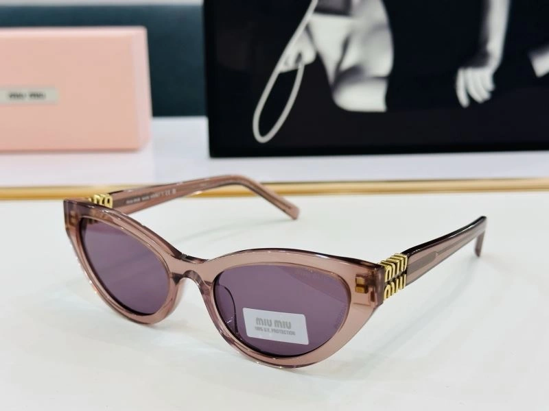 Cozy Miu Miu Sunglasses 281466