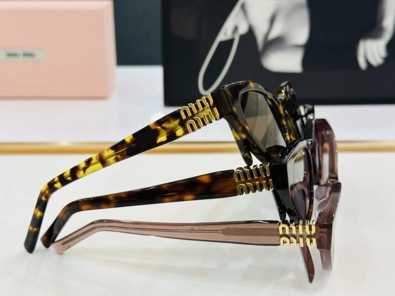 Cozy Miu Miu Sunglasses 281466