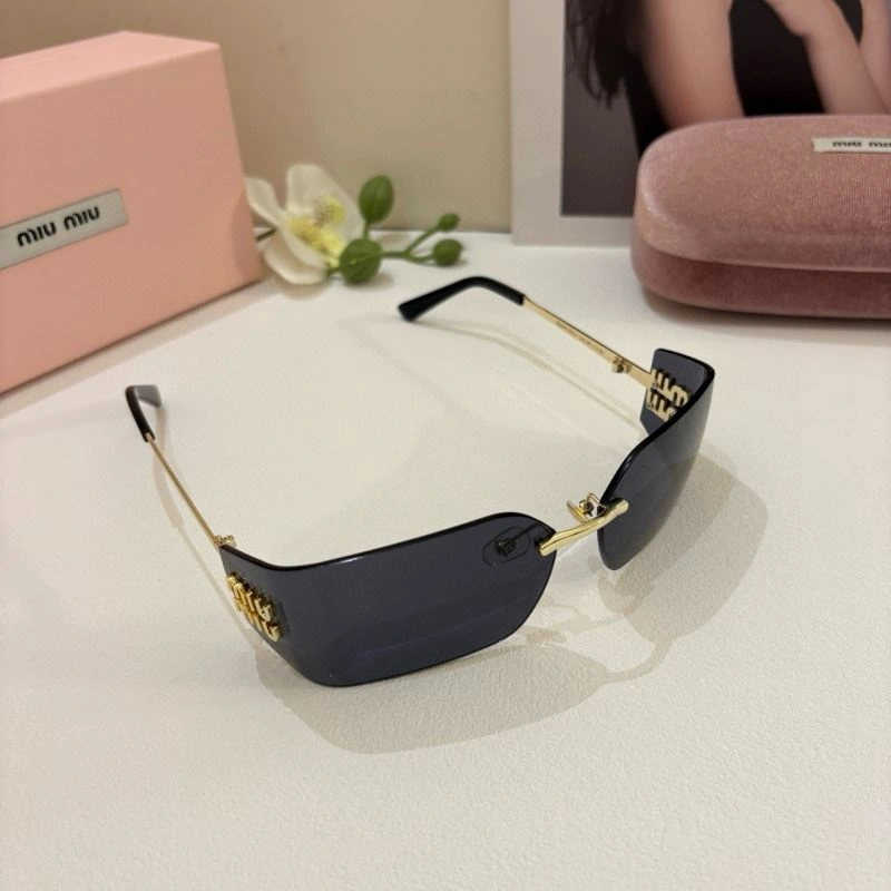 Miu Miu Sunglasses RelaxedFit 281463