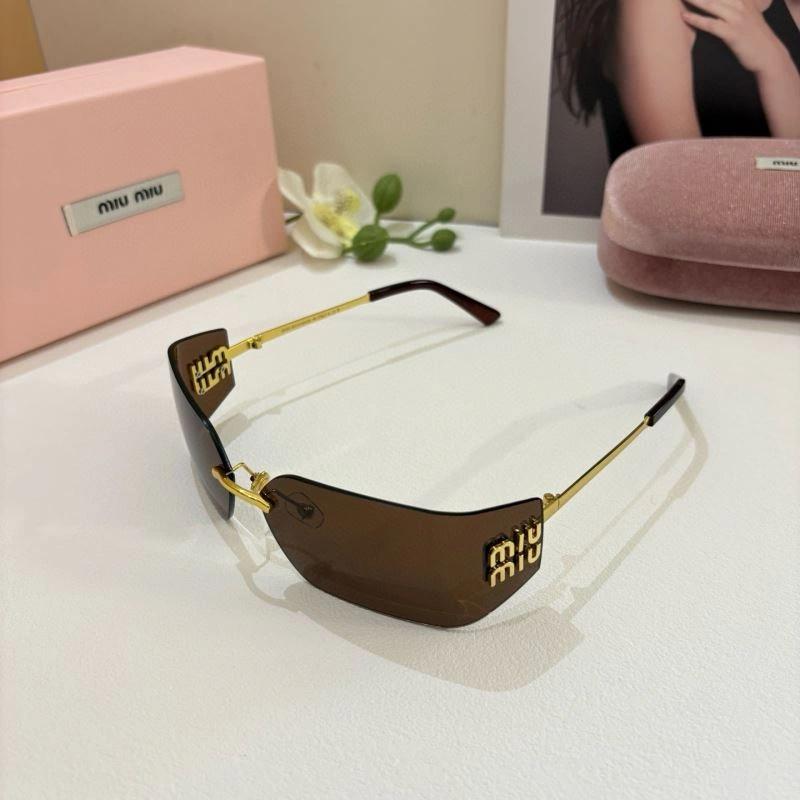 Miu Miu Sunglasses GoAnywhere 281442