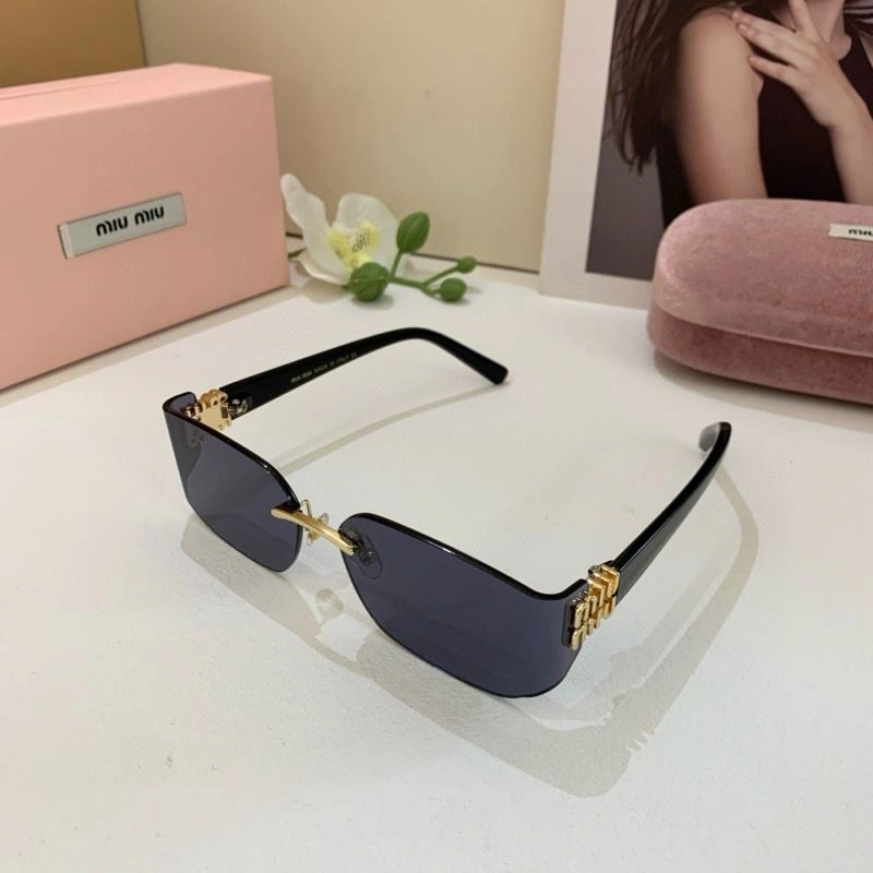 OdorResistant Miu Miu Sunglasses 281435
