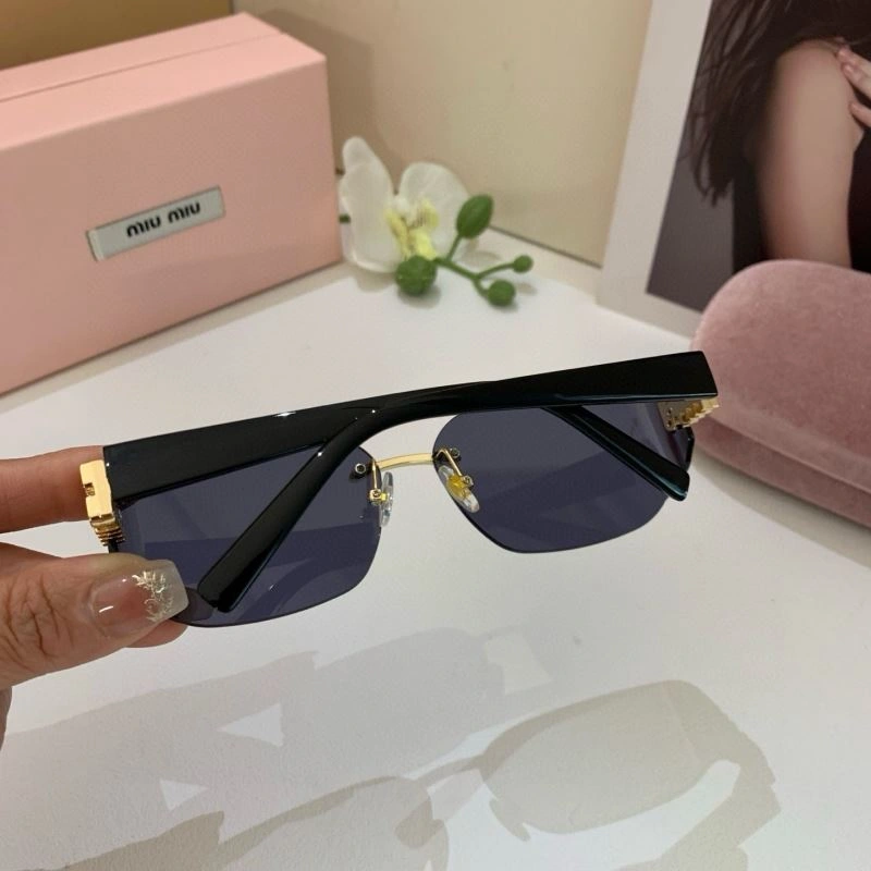 OdorResistant Miu Miu Sunglasses 281435