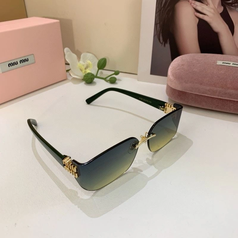 UrbanStyle Miu Miu Sunglasses 281436
