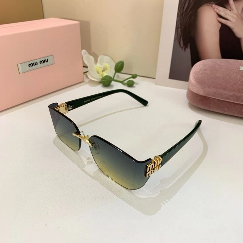 UrbanStyle Miu Miu Sunglasses 281436
