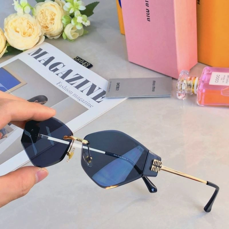 Efficient Miu Miu Sunglasses 281458