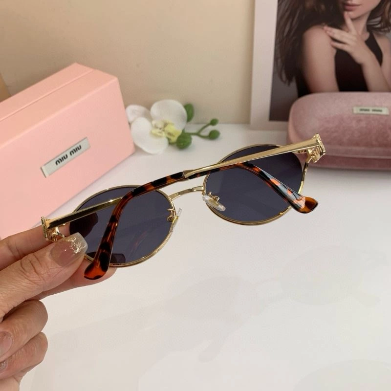 Miu Miu Sunglasses Comfortable 281445