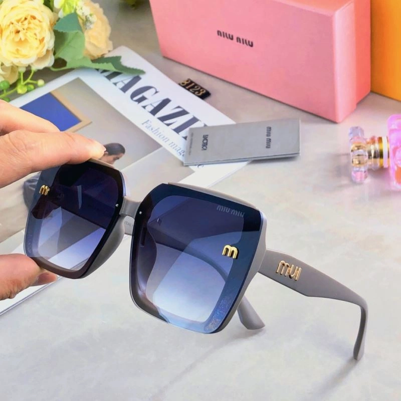 Unisex Miu Miu Sunglasses 281446