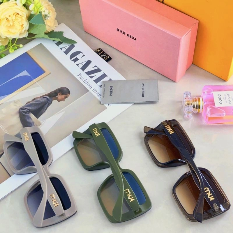 Unisex Miu Miu Sunglasses 281446