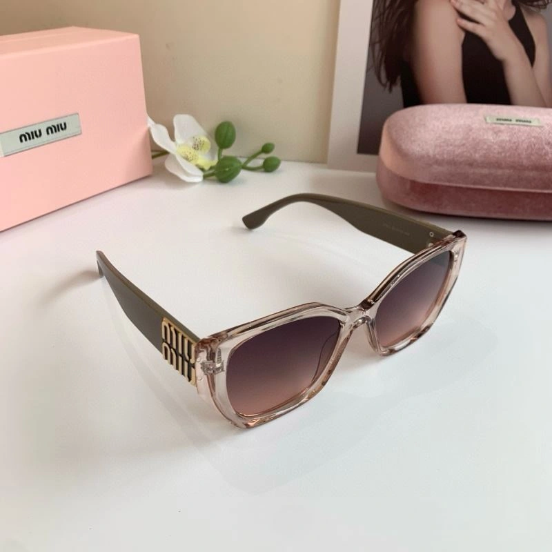 Miu Miu Sunglasses ComfortFit 281443