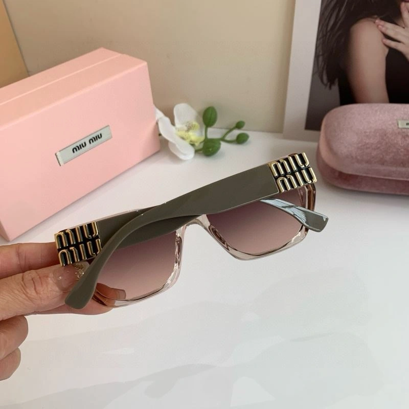 Miu Miu Sunglasses ComfortFit 281443