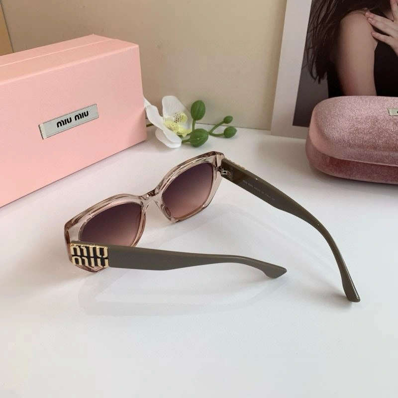 Miu Miu Sunglasses ComfortFit 281443