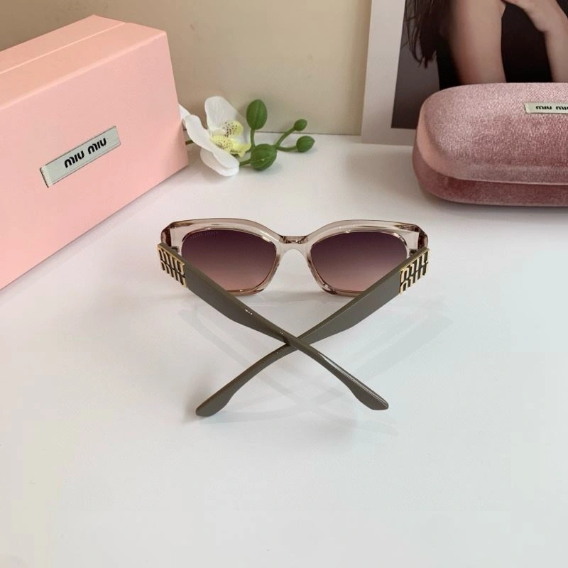 Miu Miu Sunglasses ComfortFit 281443