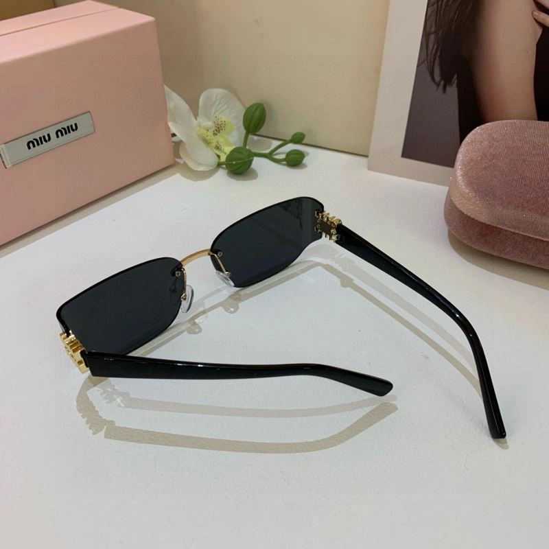Unisex Miu Miu Sunglasses 281433